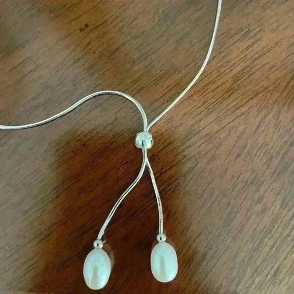 NWT Sterling Silver and Freshwater Pearls Necklace. - Picture 8 of 8